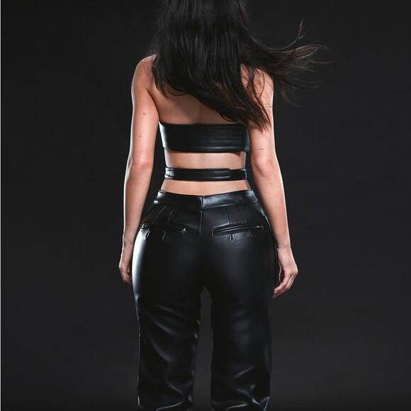 KHY x Namilia By Kylie Jenner Black Faux Leather Open Back Halter Top SZ XL - Picture 3 of 7